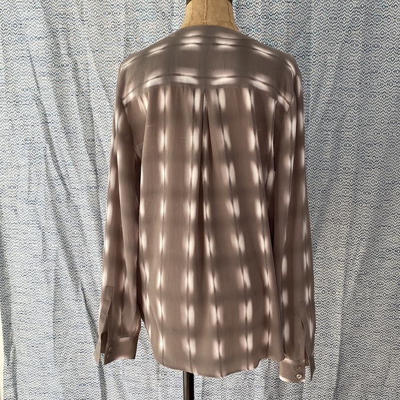 EE by Etcetera Silk Top - Picture 8 of 14